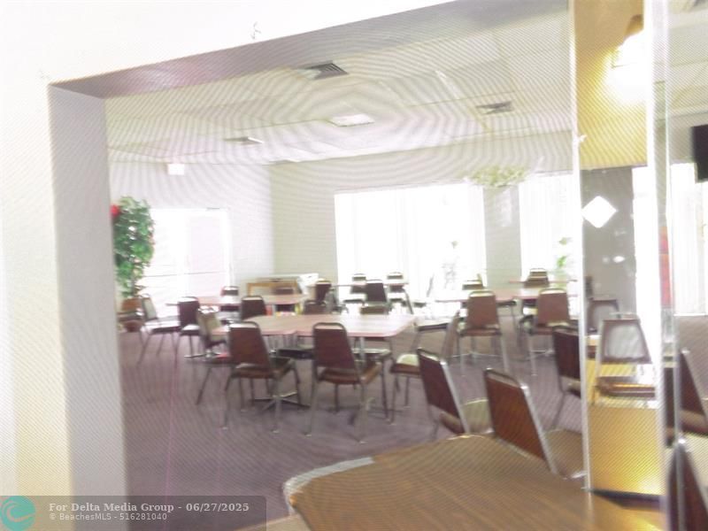 2649 NW 48th Ter, Unit 433, Lauderdale Lakes, FL 33313 Photo