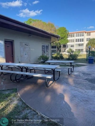 2649 NW 48th Ter, Unit 433, Lauderdale Lakes, FL 33313 Photo