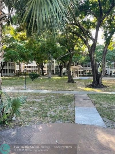 2649 NW 48th Ter, Unit 433, Lauderdale Lakes, FL 33313 Photo