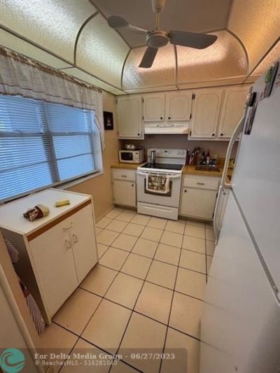 2649 NW 48th Ter, Unit 433, Lauderdale Lakes, FL 33313 Photo
