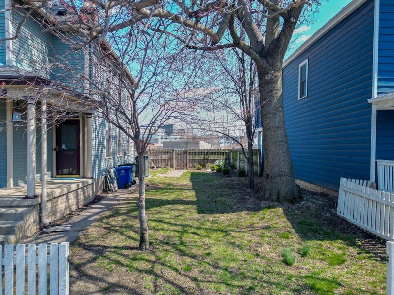 1152 Summit Street, Columbus, OH 43201 Photo 3