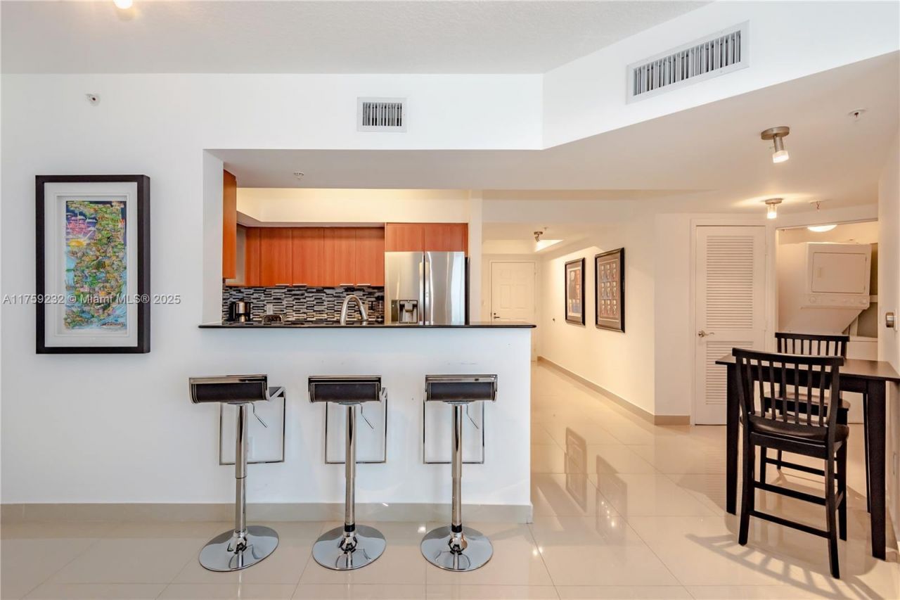 16699 Collins Ave, Unit 1809, Sunny Isles Beach, FL 33160 Photo