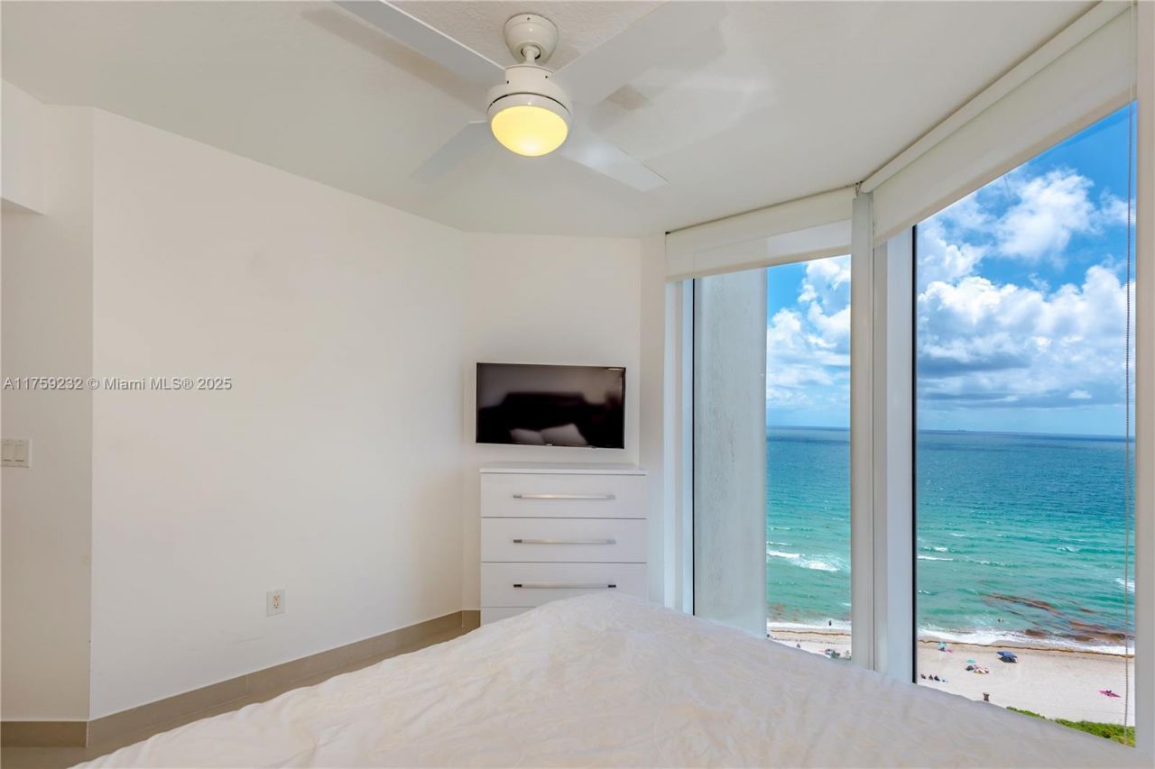 16699 Collins Ave, Unit 1809, Sunny Isles Beach, FL 33160 Photo