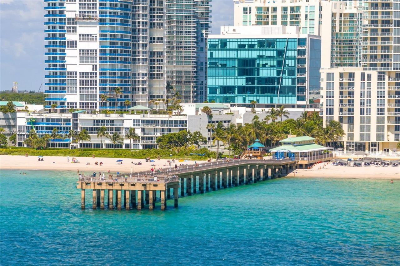 16699 Collins Ave, Unit 1809, Sunny Isles Beach, FL 33160 Photo