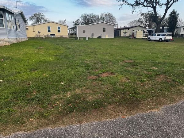 10028 WELLINGTON AVENUE, DADE CITY, FL 33525