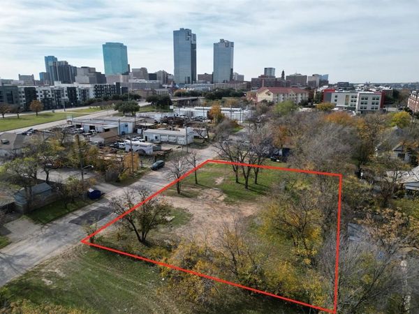 1211 E Bluff Street, Fort Worth, TX 76102