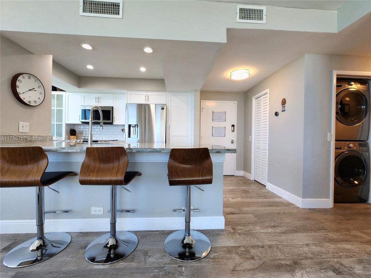 3505 S Ocean Dr, Unit 612, Hollywood, FL 33019 Photo