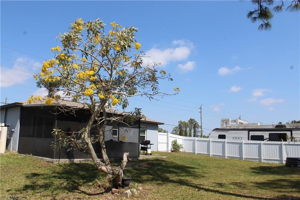 2609 Owen Ave S, Lehigh Acres, FL 33973 Photo