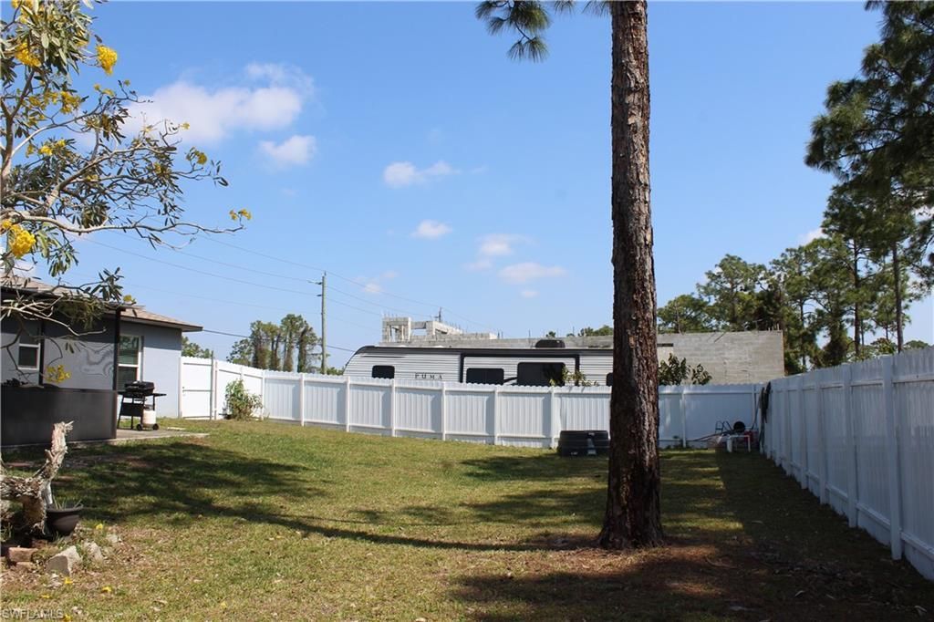 2609 Owen Ave S, Lehigh Acres, FL 33973 Photo