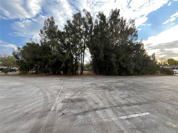 3701 FOURNIER AVENUE, MOUNT DORA, FL 32757
