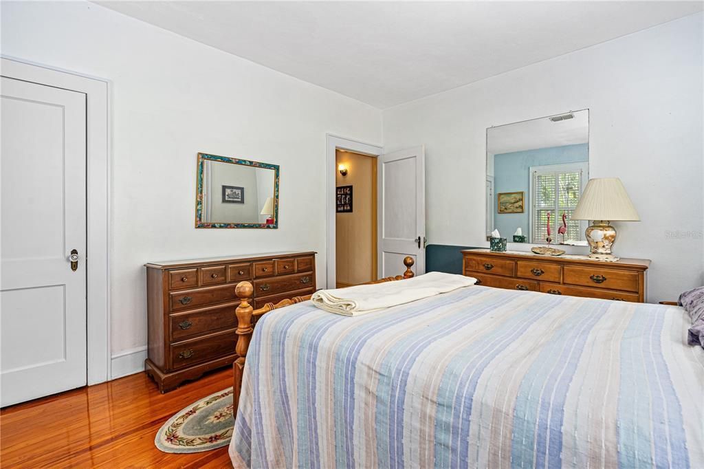 1206 S Riverside Drive, New Smyrna Beach, FL 32168 Photo