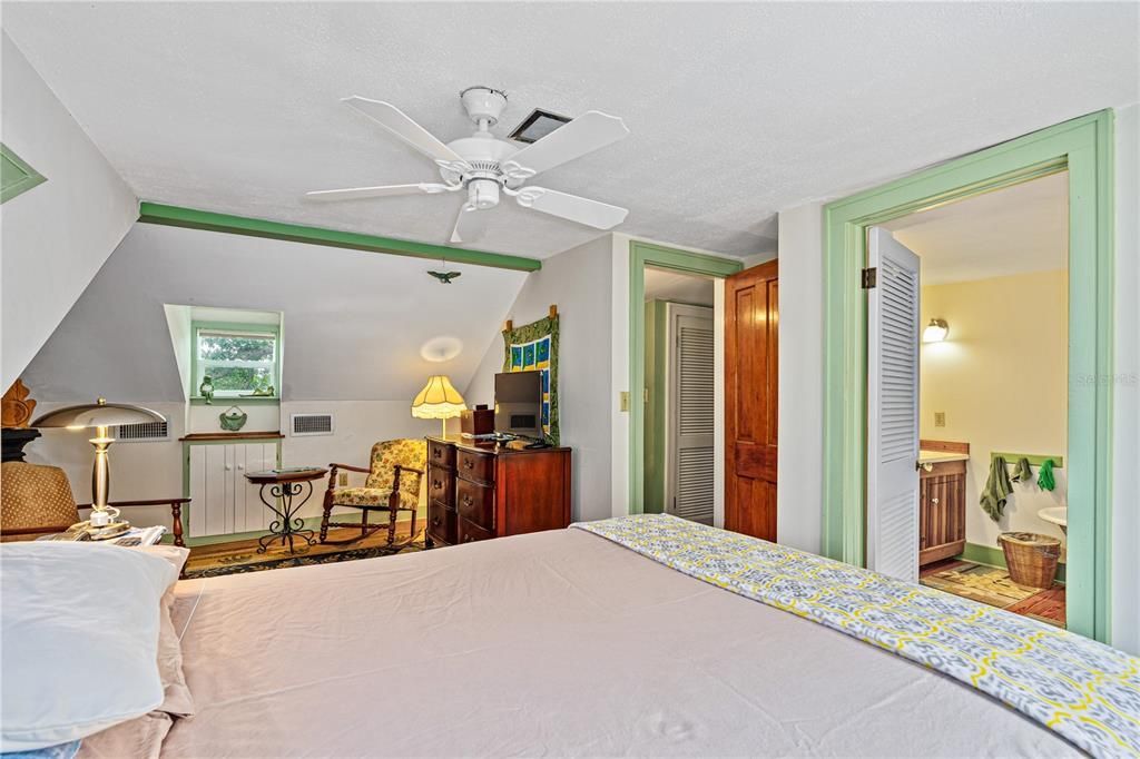 1206 S Riverside Drive, New Smyrna Beach, FL 32168 Photo