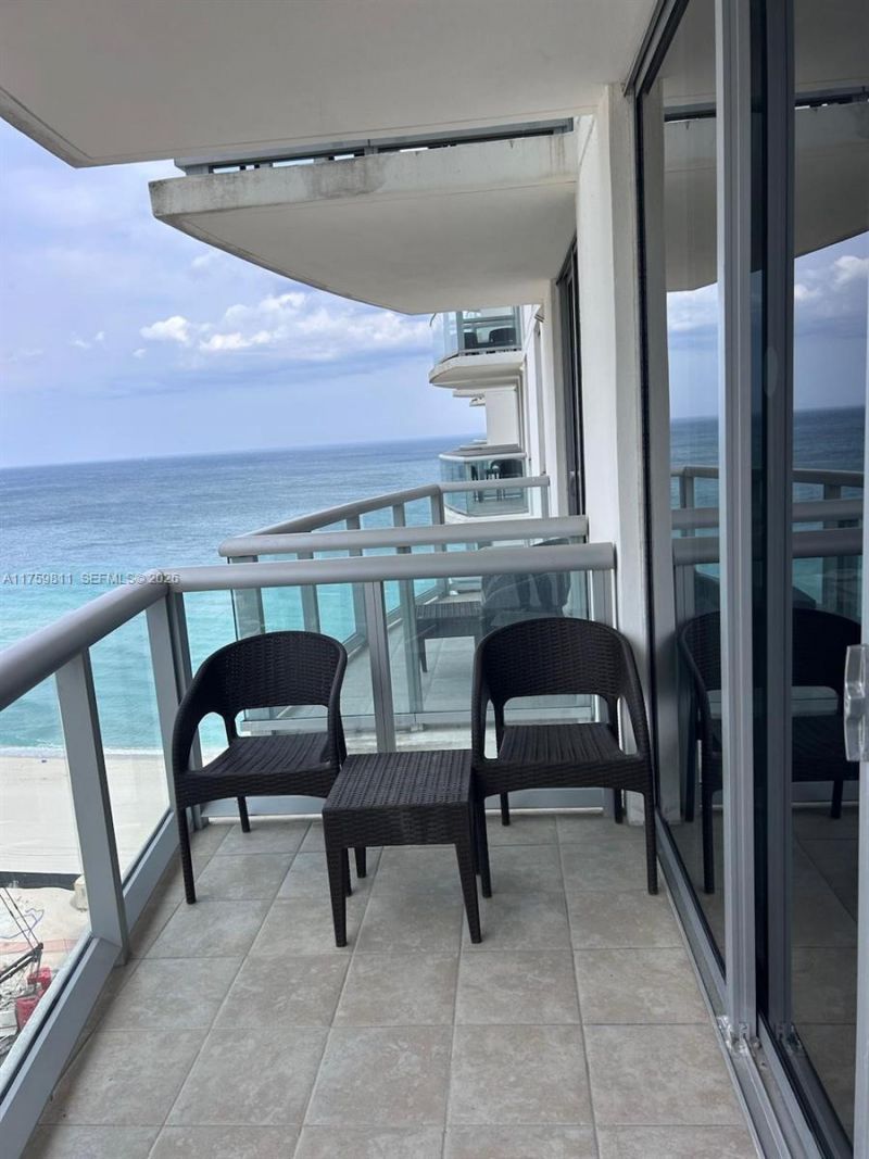 18683 Collins Ave, Unit 1706, Sunny Isles Beach, FL 33160 Photo