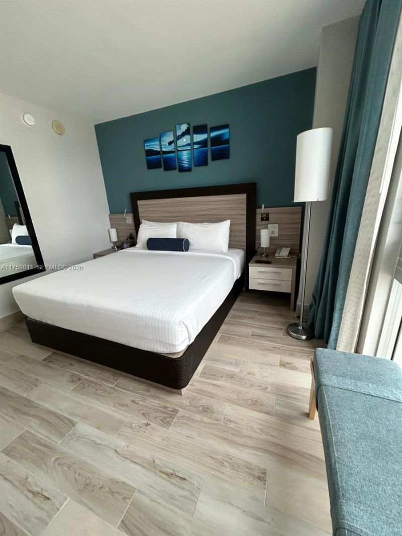 18683 Collins Ave, Unit 1706, Sunny Isles Beach, FL 33160 Photo