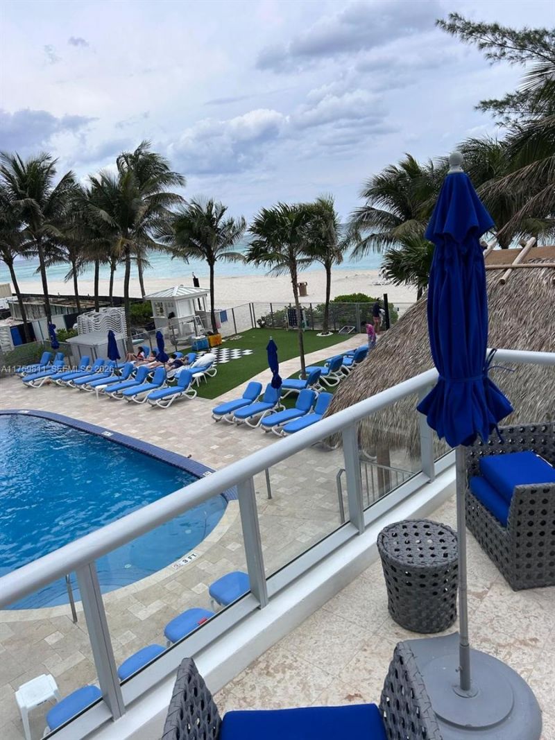 18683 Collins Ave, Unit 1706, Sunny Isles Beach, FL 33160 Photo