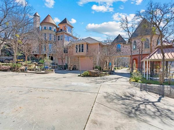 228 Private Road 1758, Chico, TX 76431