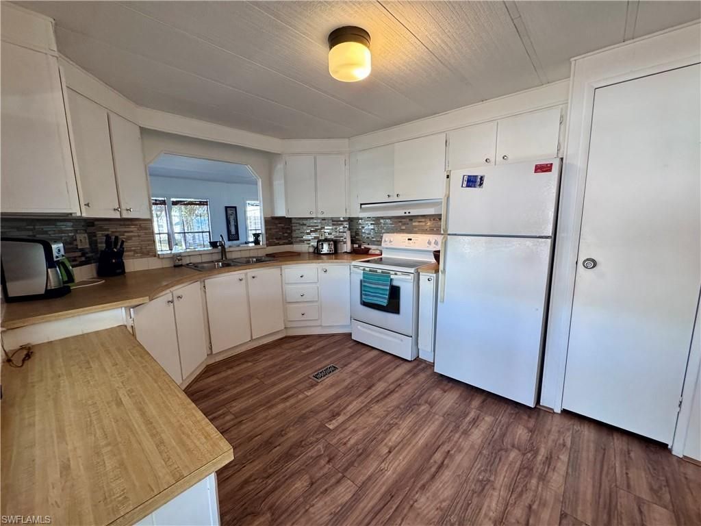 16027 Tangelo Way, North Fort Myers, FL 33903 Photo