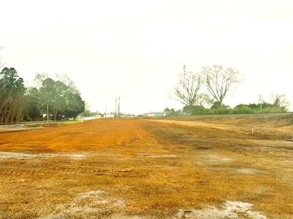 612 Laurel Dr., Magee, MS 39111