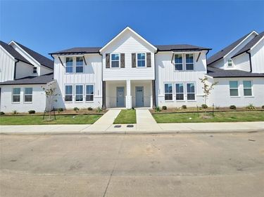 9569 Thorncrown Lane, Fort Worth, TX 76179