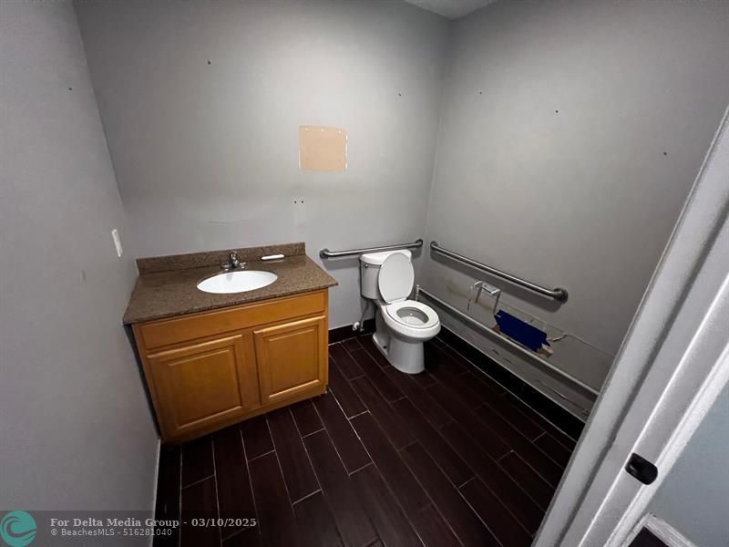 3731 Oleander, Unit 102, Fort Pierce, FL 34982 Photo