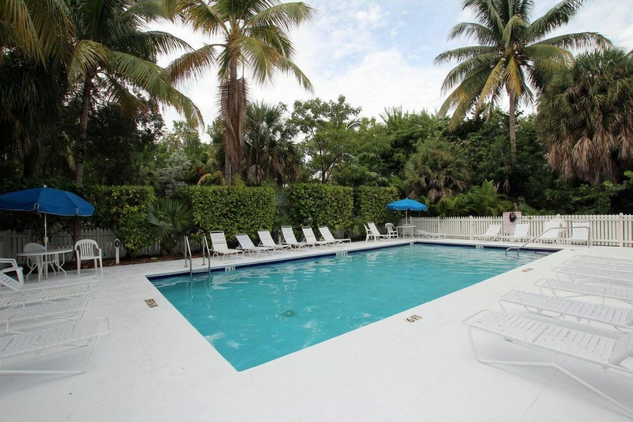 90 Golf Club Drive, Key West, FL 33040 Photo