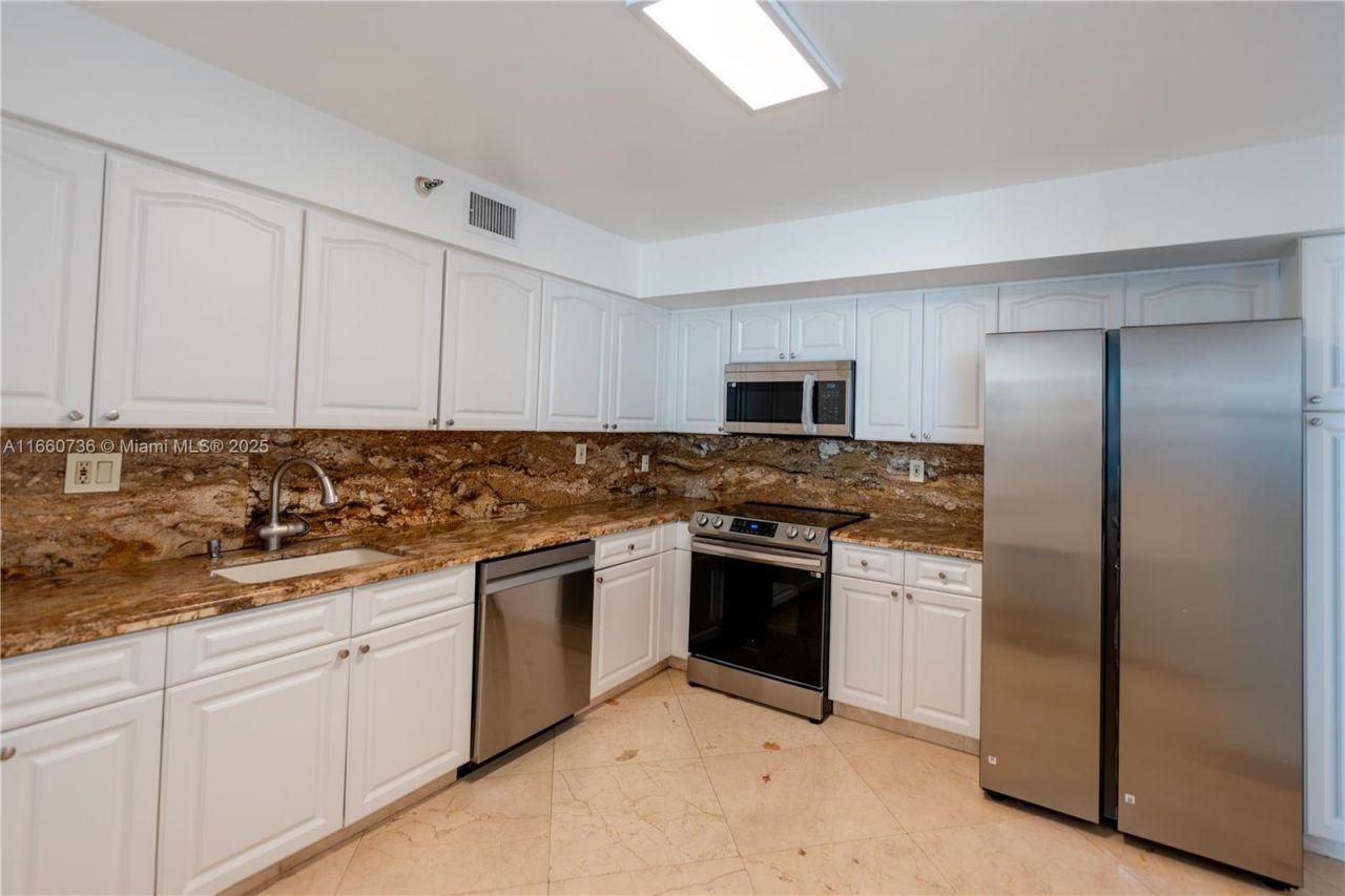 3500 Mystic Pointe Dr, Unit 3502, Aventura, FL 33180 Photo