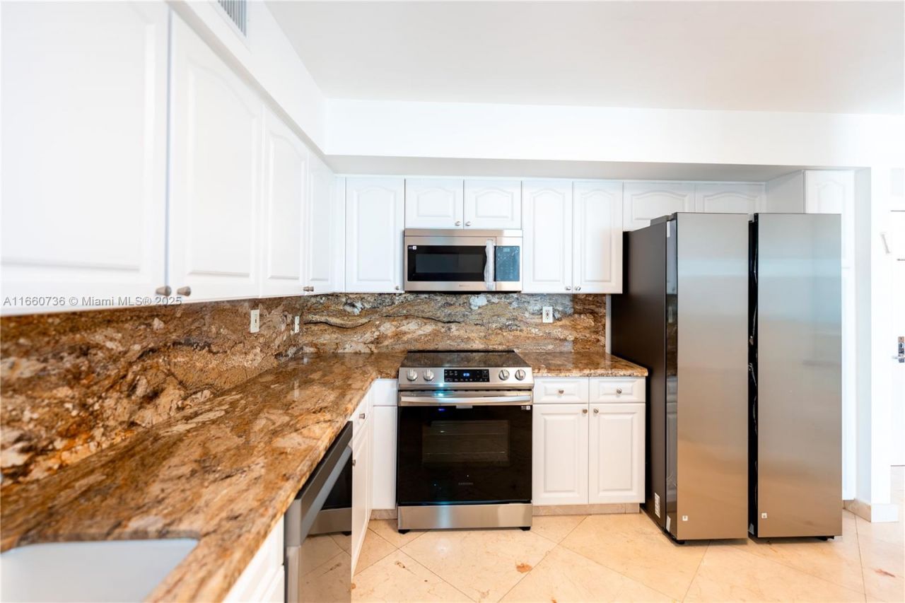 3500 Mystic Pointe Dr, Unit 3502, Aventura, FL 33180 Photo