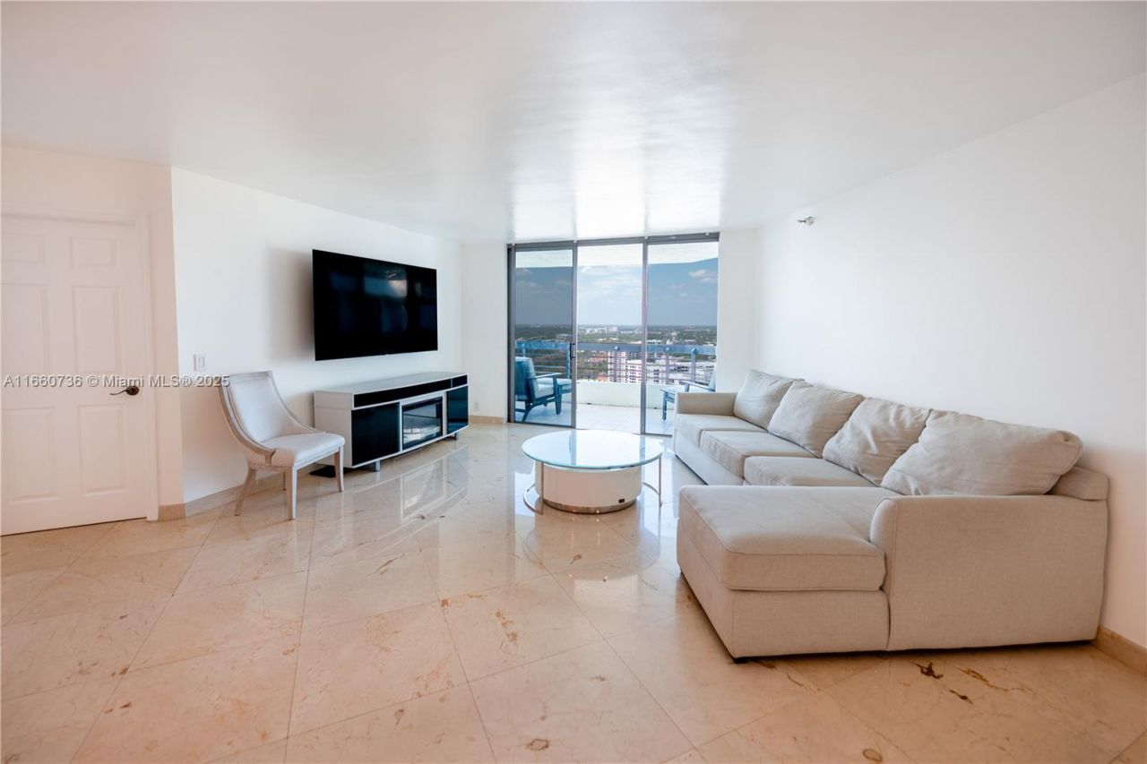 3500 Mystic Pointe Dr, Unit 3502, Aventura, FL 33180 Photo