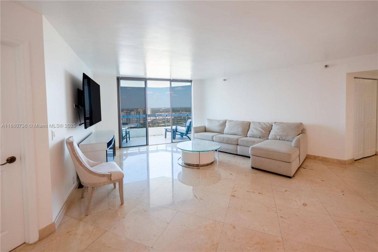 3500 Mystic Pointe Dr, Unit 3502, Aventura, FL 33180 Photo