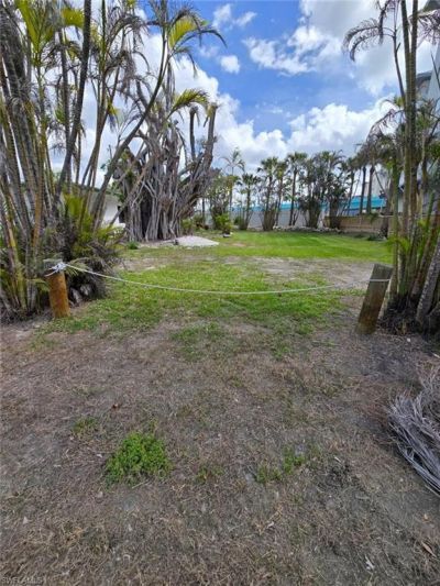 752 San Carlos Dr, Fort Myers Beach, FL 33931 Photo