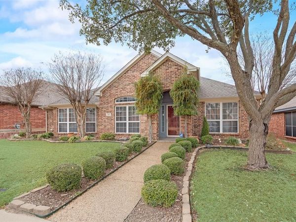 123 Crestpark Drive, Unit 36, Cedar Hill, TX 75104