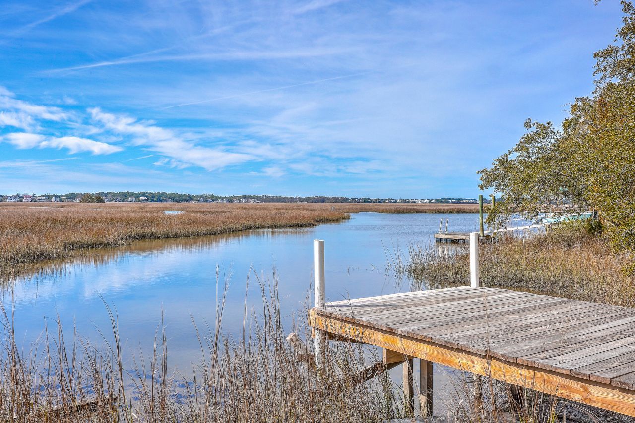 185 Wappoo Road Photo 10