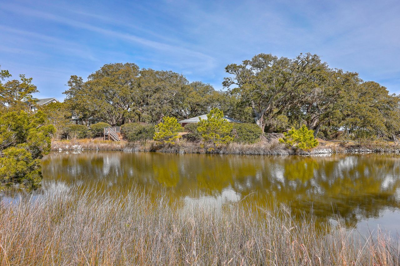 185 Wappoo Road Photo 25