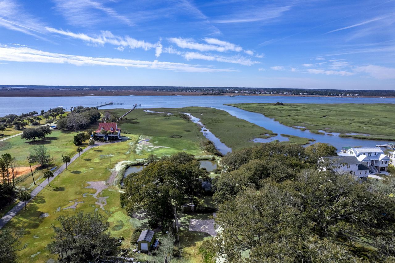 185 Wappoo Road Photo 36