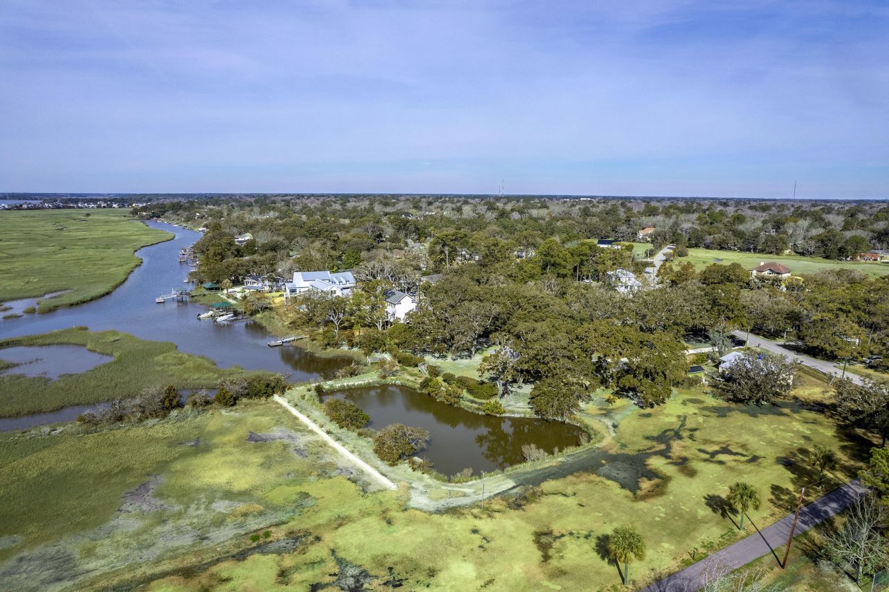 185 Wappoo Road Photo 62