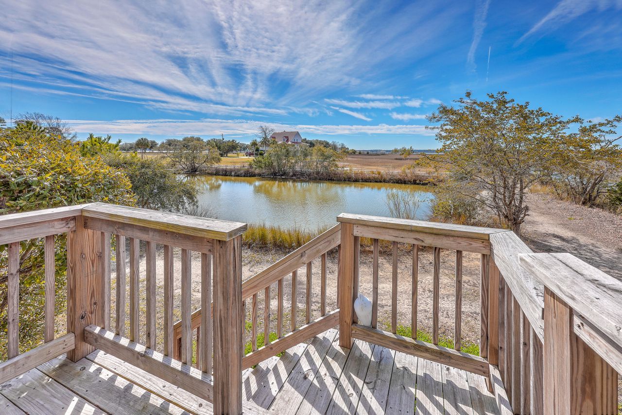 185 Wappoo Road Photo 9