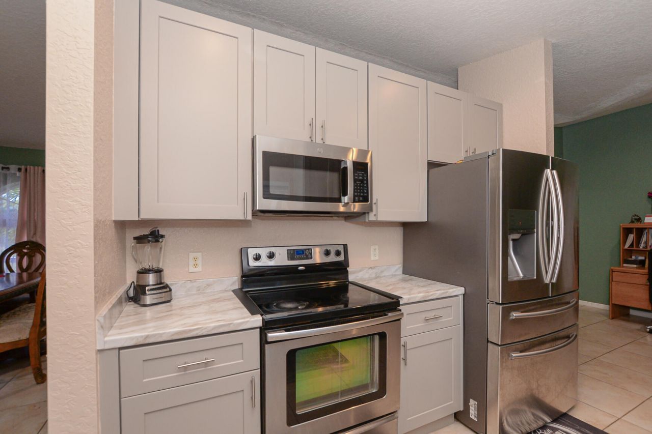 557 SW Baoy Avenue, Port Saint Lucie, FL 34953 Photo