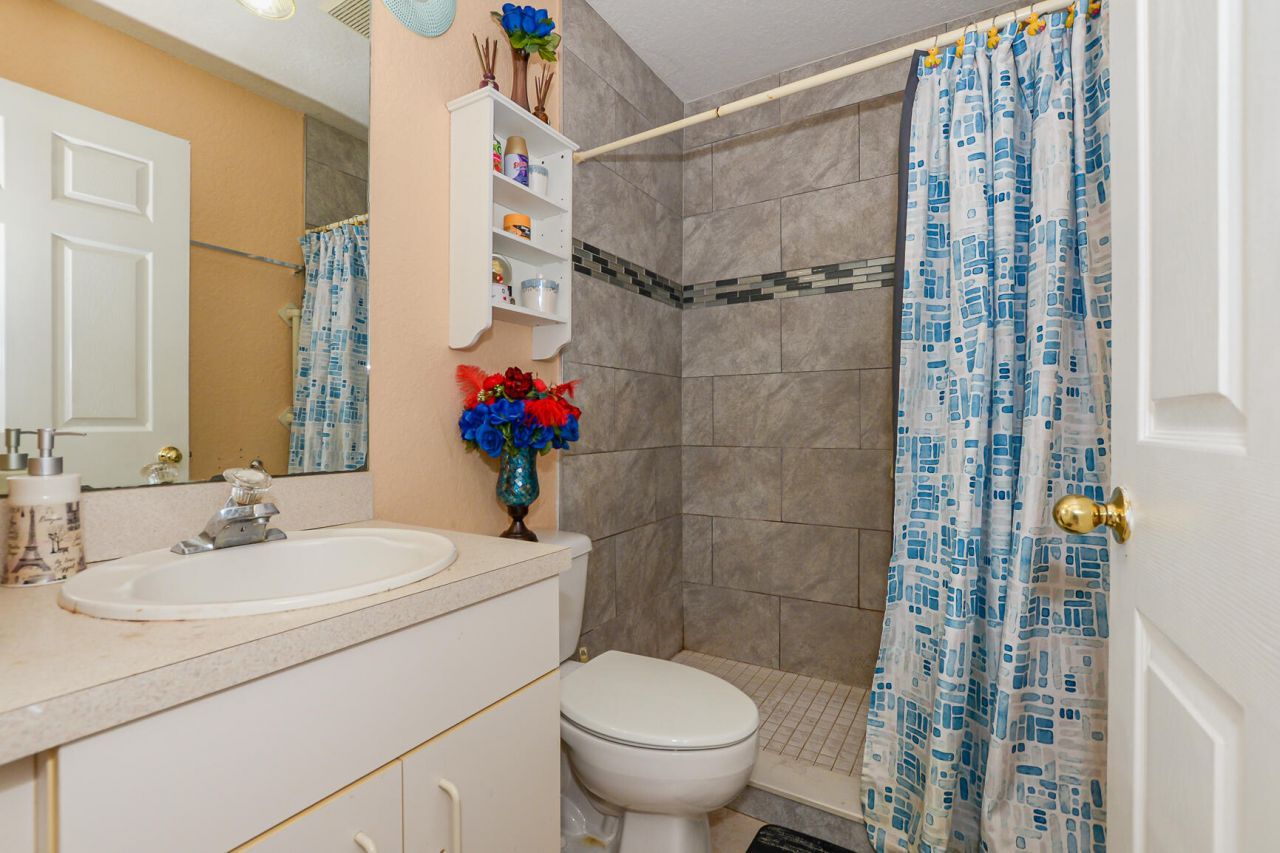 557 SW Baoy Avenue, Port Saint Lucie, FL 34953 Photo