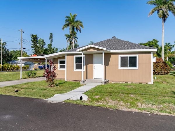 1157 4th WAY, NORTH FORT MYERS, FL 33903