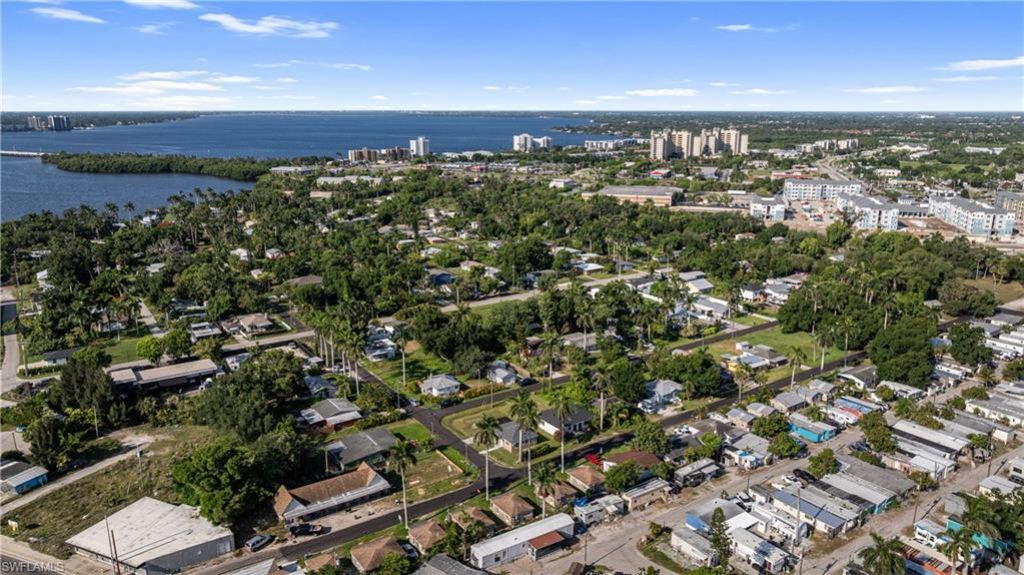 1157 4th Way, North Fort Myers, FL 33903 Photo