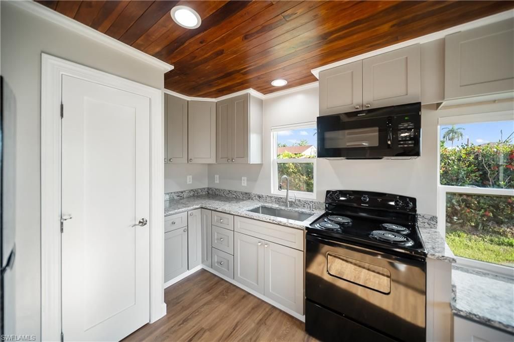 1157 4th Way, North Fort Myers, FL 33903 Photo