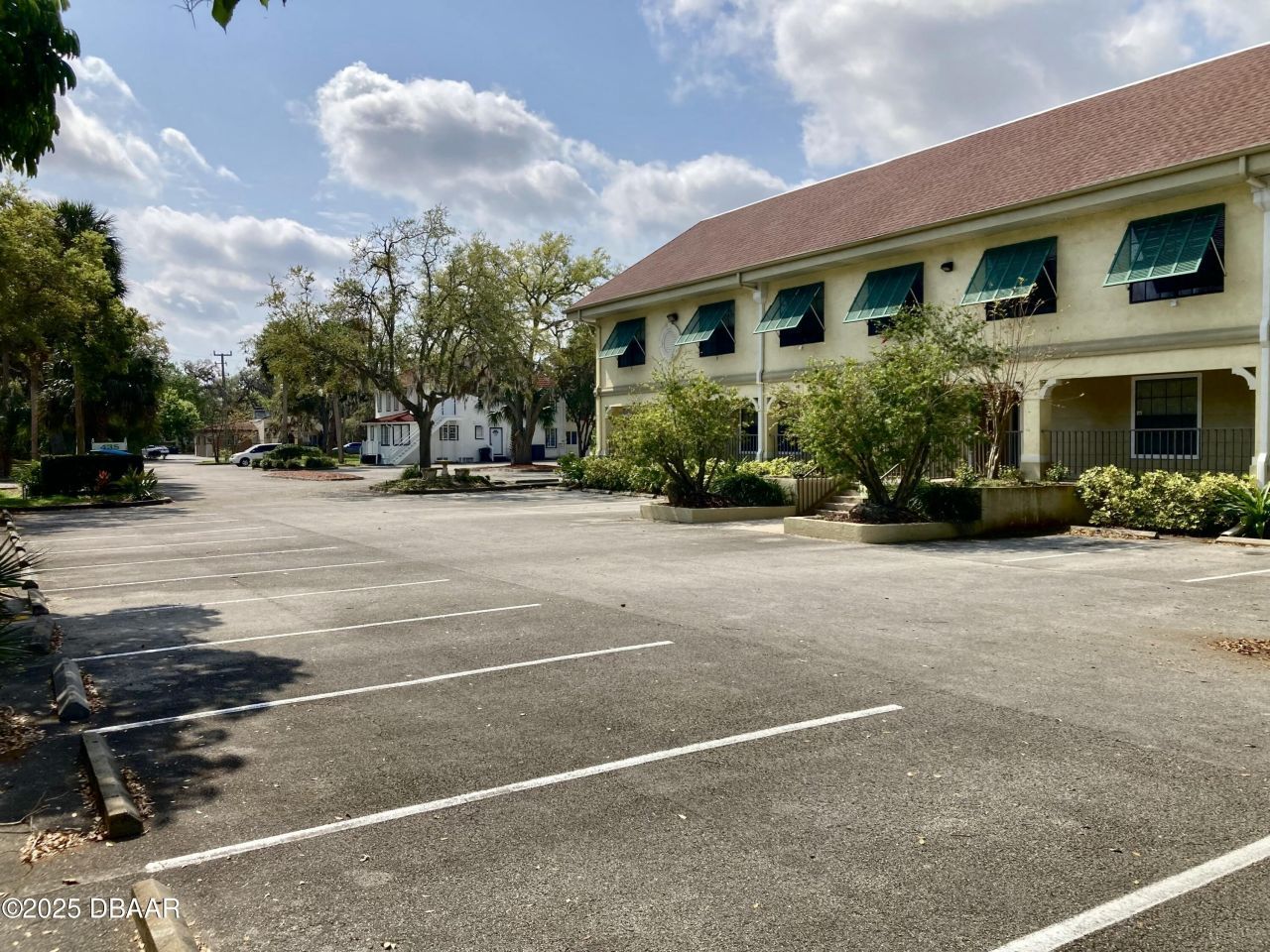 435 S Ridgewood Avenue, Unit 100, Daytona Beach, FL 32114 Photo