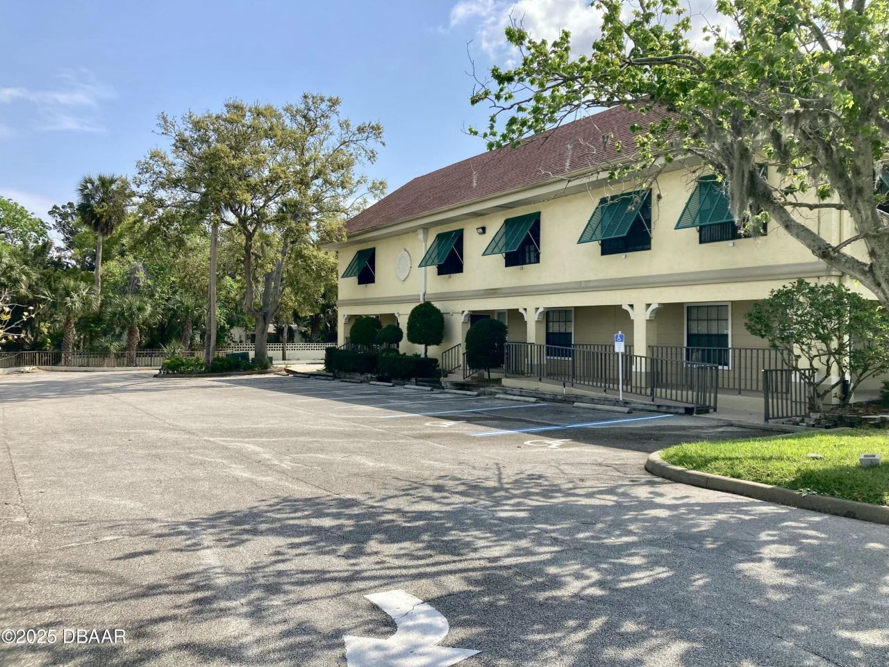 435 S Ridgewood Avenue, Unit 100, Daytona Beach, FL 32114 Photo