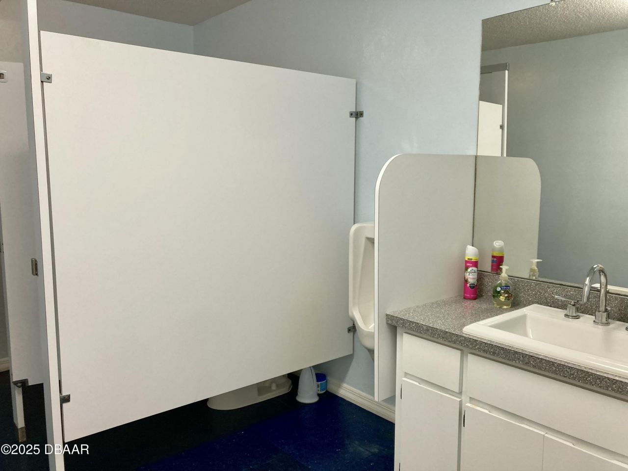 435 S Ridgewood Avenue, Unit 100, Daytona Beach, FL 32114 Photo