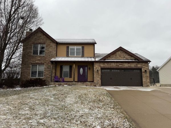 825 Meadow View Dr. NW, Canal Fulton, OH 44614
