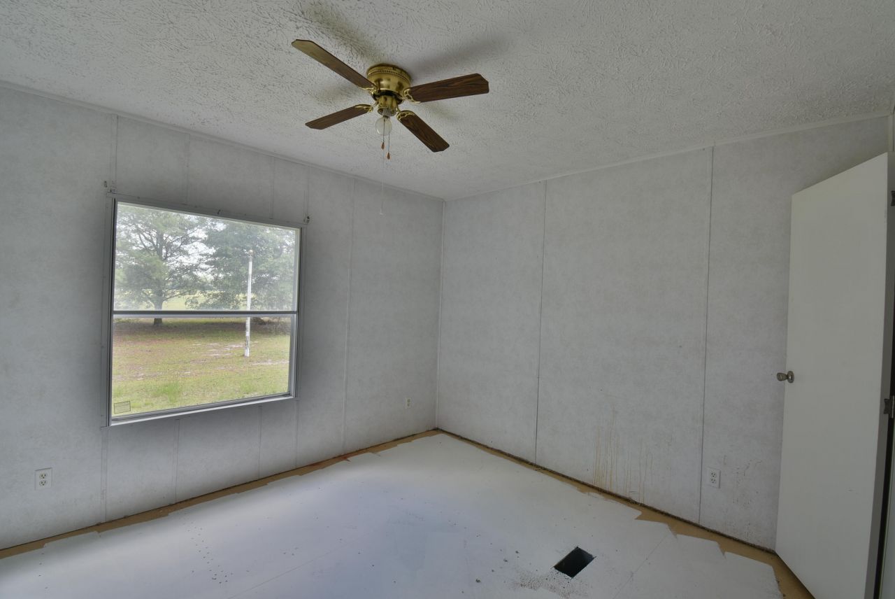 1680 Stanley Loop Road Photo 15