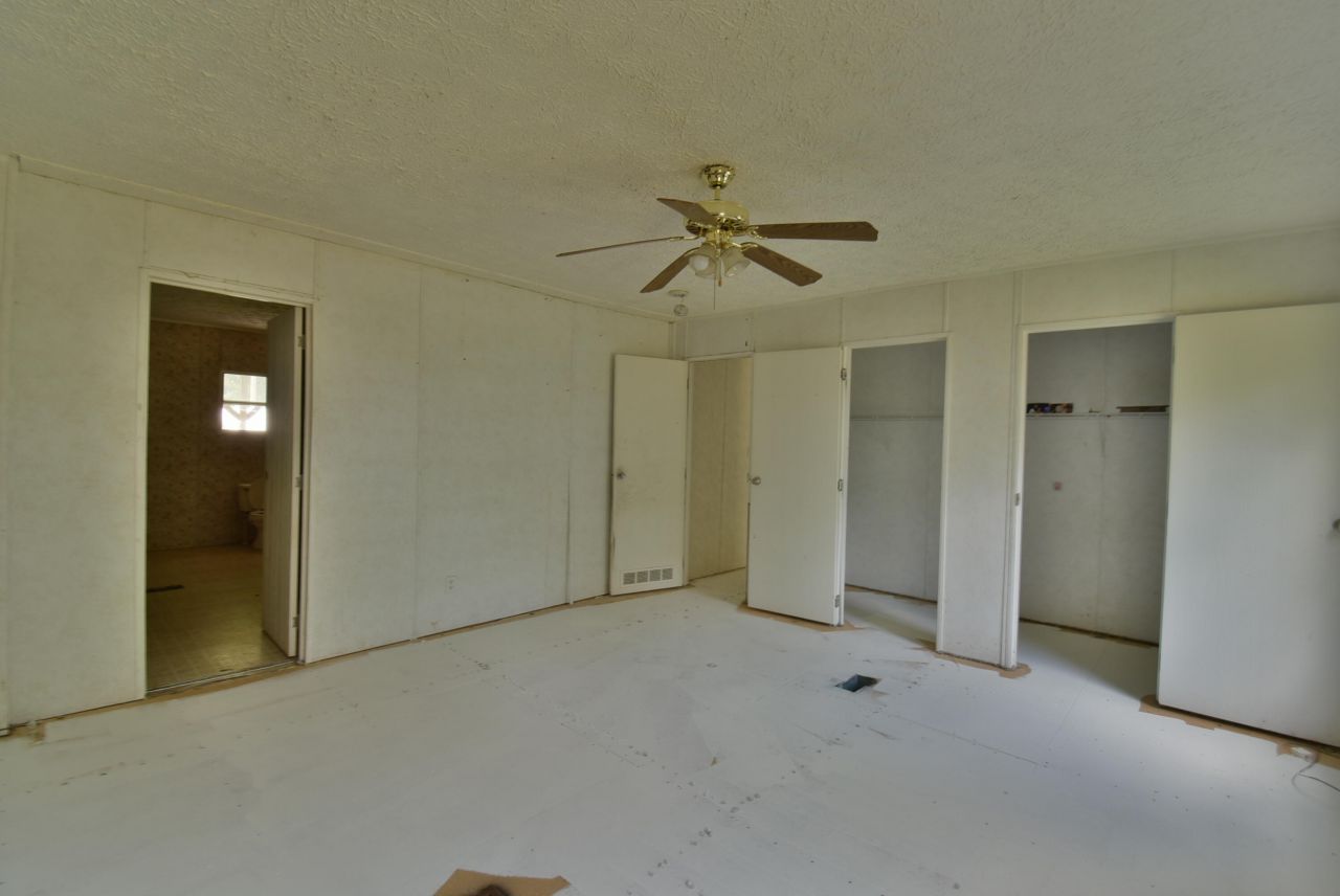 1680 Stanley Loop Road Photo 17