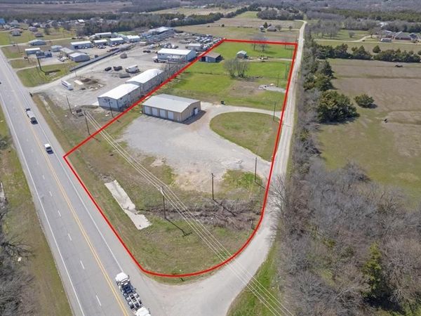 253 County Road 4465, Trenton, TX 75490