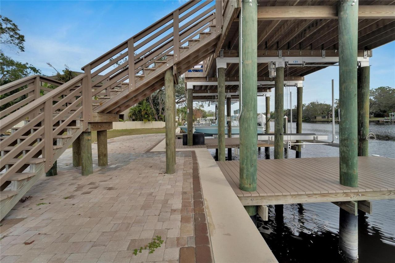 4033 N River View Avenue, Tampa, FL 33607 Photo