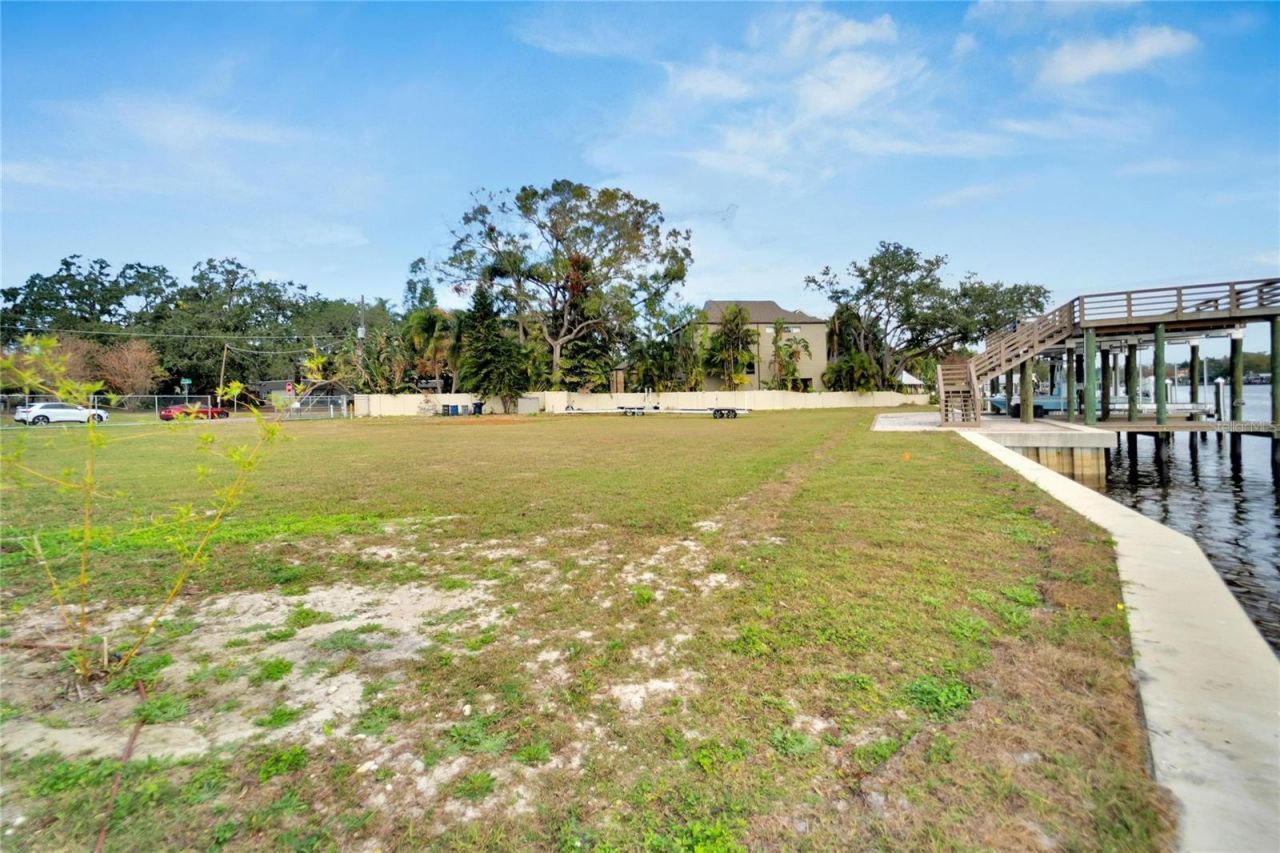 4033 N River View Avenue, Tampa, FL 33607 Photo